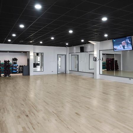 National Badminton Centre Lodge & Health Club 米尔顿凯恩斯 外观 照片